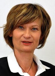 <p>
„Ich war abends dienstlich unterwegs, kam beim 4:0 nach Hause. Ich musste die Brille aufsetzen, weil ich das Ergebnis nicht glauben konnte.“</p>
<p>
Barbara Ludwig, Oberbürgermeisterin</p>