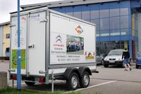 Spieleanh�nger mit der H�pfburg des TSV Fortschritt Mittweida