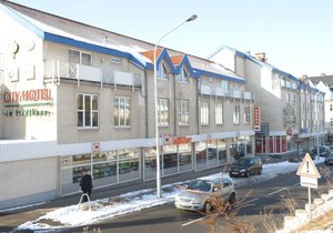 Wohn- und Gesch�ftshaus an der J�gerstra�e