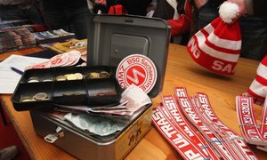 Fanartikelverkauf