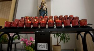 Die Vertrauenskasse f�r das Entz�nden von Opferlichtern in der Herz-Jesu-Kirche Plauen wurde 2011 wiederholt von Dieben geknackt.
