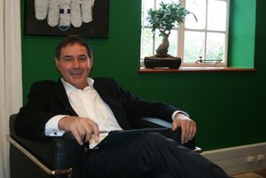 
F�hlt sich als Akademiker in der ganzen Welt zuhause: Arnold van Zyl, Professor im s�dafrikanischen Stellenbosch.

