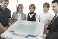 Ende Juni pr�sentierten Trainer Gerd Sch�dlich, GGG-Chefin Simone Kalew, Oberb�rgermeisterin Barbara Ludwig, Spieler Benjamin F�rster und CFC-Pr�sident Mathias H�nel (von links) erstmals das Modell f�r den Umbau des Stadions an der Gellertstra�e. 
