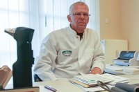 Dr. Lienhard Haufe 