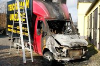 ausgebrannter Umzugstransporter