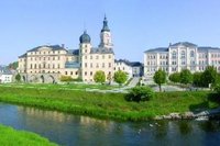Das Obere und das Untere Schloss sowie die Marienkirche pr�gen Greiz als die "Perle des Vogtlandes" mit.