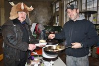 Biker beim Fr�hst�ck