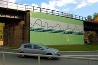 Aus dieser Perspektive wird der Unterschied zwischen verkleideter und offener Fl�che besonders deutlich. Eine Farbbehandlung des Pfeilers macht aus Sicht der Bahn wegen der groben Oberfl�che keinen Sinn, ein Sandstrahlen der unsch�nen Stirnseiten sei bei rollendem Verkehr zu gef�hrlich