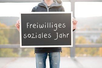 Annaberg-Buchholz: Freiwilliges Soziales Jahr erfolgreich beendet - Annaberg-Buchholz wirbt für das neue Freiwillige Soziale Jahr.