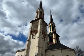 Bücher, Musik, Kochen: Ein Tag für die Oelsnitzer Kirche - Um die Stadtkirche St. Jakobi in Oelsnitz drehen sich am Samstag, 13. Juni, mehrere Aktionen.