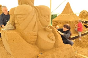 Skulptur "Wüstenschiff"