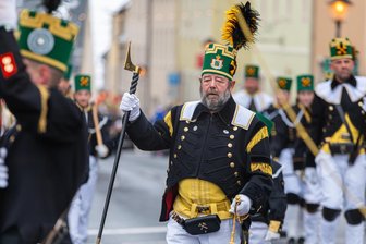 Mega-Fest im Erzgebirge: Marienberg erwartet im Juni 2027 bis zu 50.000 Besucher - Bei der großen Bergparade anlässlich des 7. Sächsischen Bergmanns-, Hütten- und Knappentages 2027 in Marienberg wird mit mindestens 1400 Teilnehmern gerechnet.