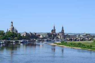 Millionenprojekt: Wärme aus der Elbe soll Häuser beheizen - Mit einer 50-Megawatt-Wärmepumpe soll künftig Wärme für Dresdner Haushalte aus dem Flusswasser der Elbe gewonnen werden. (Symbolbild)