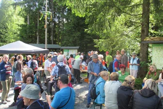 Rund um Posseck: 150 Teilnehmer bei 15. Grenzlandwanderung - 150 Wanderfreudige waren am Sonntag mit dem Heimatverein Posseck unterwegs.
