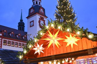 Warum öffnet der Chemnitzer Weihnachtsmarkt nicht früher? - Der Chemnitzer Weihnachtsmarkt startet traditionell am Freitag vor dem 1. Advent.