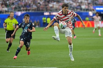 WM-Hype um US-Team: Ticketpreise schießen nach 4:1 nach oben - Teures Vergnügen: Wer Christian Pulisic (r) und Co. im Stadion sehen will, muss nun noch tiefer in die Tasche greifen.