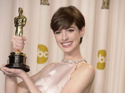 <p>
	Anne Hathaway wurde als beste Nebendarstellerin ausgezeichnet.</p>
