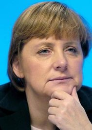 <p>
	2003: Die stärker werdende Präsenz der CDU im Bundesrat ermöglichte Angela Merkel schließlich ein Mitregieren aus der Opposition heraus.</p>
