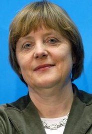 <p>
	2004: In einer Rede vom 20. November 2004 äußerte sich Angela Merkel mit den Worten „Die multikulturelle Gesellschaft ist gescheitert“ zur innenpolitischen Lage Deutschlands im Hinblick auf die Integrationsproblematik der muslimischen Bevölkerung.</p>
