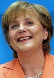<p>
	2005: Am 22. November 2005 wurde Angela Merkel mit 397 der 611 gültigen Stimmen der Abgeordneten des 16. Deutschen Bundestages zur Bundeskanzlerin der Bundesrepublik Deutschland gewählt.</p>
