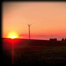 <p>
	Abendrot - aufgenommen in Rußdorf bei Limbach-Oberfrohna</p>
