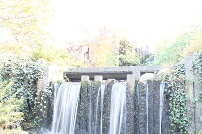 <p>
	Wasserkaskaden im Kurpark Bad Schlema</p>
