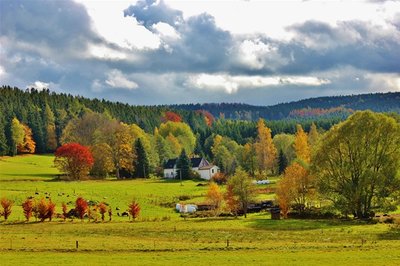 <p>
	Herbstlandschaft in Crottendorf</p>
