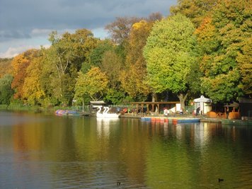 <p>
	Am Schlossteich in Chemnitz</p>
