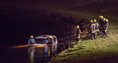 <p>
	Laut Polizei war dem Fahrer plötzlich schwindelig geworden, wodurch er die Kontrolle über seinen Wagen verlor.</p>
