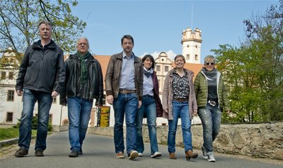 <p>
Das Team der Glauchauer Lokalredaktion der "Freien Presse": Gerhard Geidel, Stefan Stolp, Michael Stellner, Doris Gey, Julia Lappert und Sonja Gundelach (von links).</p>