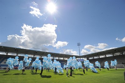<p>
	Als weithin sichtbares Zeichen schwebten am Vormittag 5972 Luftballons in den Chemnitzer Himmel - die Summe dreier wichtiger Daten für den Verein (1966 Gründungsjahr FCK/ 1990 Umbenennung CFC / 2016 Eröffnung Stadion).<br />
	&nbsp;</p>
