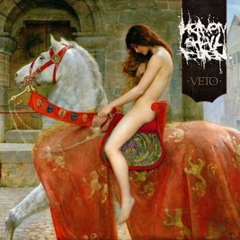 <p>Heaven Shall Burn - „Veto“ (2013): Nachdem das Vorgänger-Album den Metalcore-Großmeistern aus Thüringen das Tor zu Mainstream-Festivals wie „Rock am Ring“ aufgestoßen hatte, bündelten sie nun all ihre Kraft zwischen vehement brutalen Riff-Attacken und melodischer Kraft: Mit Songs wie „Hunters Will Be Hunted“ kettete man sich förmlich auf den Hauptbühnen fest – und öffnete diese für ähnlich heftige Kaliber. (tim)</p>
