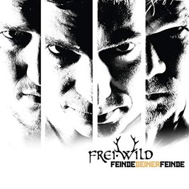 <p>Frei.Wild - „Feinde Deiner Feinde“ (2012): Dass die Band aus Südtirol mit ihrem „Deutschrock“ Fanpotenzial abgriff, das seit der Auflösung der Böhsen Onkelz brachlag, katapultierte sie in große Hallen und Medien. Mit provokanter Heimattümelei und wolkiger „Wir gegen die“-Attitüde kam der Vorwurf, arg rechts zu sein. Wie deutlich die Band das zurückwies, damit konnten Fans wie Gegner oft schlecht umgehen. (tim)</p>
