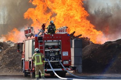 <p>Laut Einsatzleitung der Mühlauer Feuerwehr ist die Ursache noch unklar.</p>
