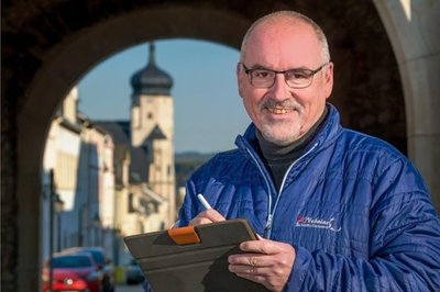 <p>Thomas Wittig arbeitet seit 1990 bei der "Freien Presse". Erste Station war die Lokalredaktion in seiner Heimatstadt Marienberg. Anschließend arbeitete er in Chemnitz sowie Olbernhau. In Annaberg-Buchholz übernahm er 2010 die Leitung der Lokalredaktion, ab 2014 auch als stellvertretender Regionalleiter. Seit März 2021 leitet er die Lokalredaktionen Marienberg und Zschopau.</p>