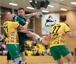 Mit Energie und Willen: Nico Werner war am Samstag von der Bad Blankenburger Abwehr kaum zu stoppen und am Ende mit 12 Toren der überragende Werfer der Partie.