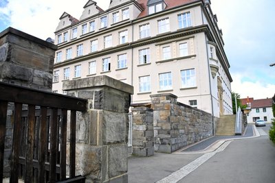 Das Schulzentrum Elsterberg mit Grundschule sowie Trias-Oberschule & Gymnasium.