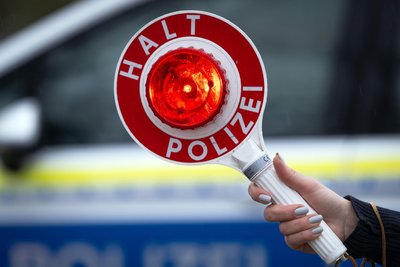 Eine Verkehrskontrolle endete für einen 43-jährigen Ukrainer mit mehreren Anzeigen.
