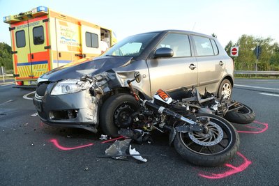 Schwerer Unfall auf der B 101 nahe Siebenlehn