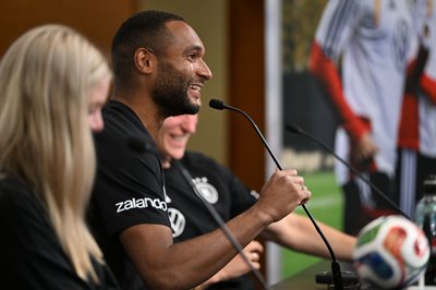 Jonathan Tah hat auch in der Außendarstellung eine Entwicklung gemacht. (Archivbild)