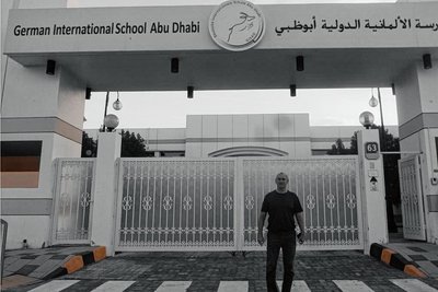 Seinen Arbeitsplatz hat Lehrer Ulf Seidel für einige Zeit nach Abu Dhabi verlegt.