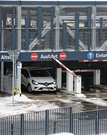 Seit knapp zwei Monaten ist das Parkhaus an der Erlaer Straße nutzbar. 
