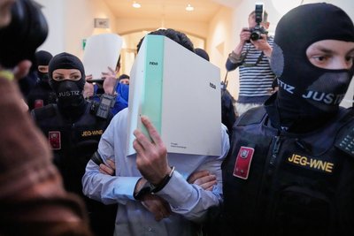 Im Prozess rund um die wegen Terrorgefahr abgesagten Taylor-Swift-Konzerte in Wien sind die Urteile gefallen.