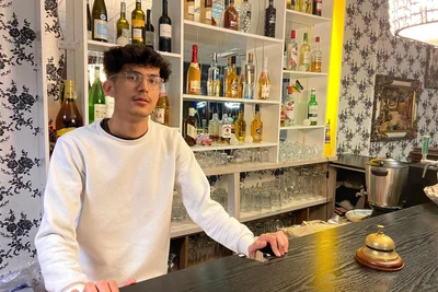 Zahid Mohammadi und sein Bruder servieren im Restaurant „Schmetterling“ persische und afghanische Speisen.
