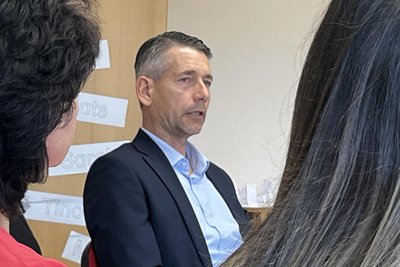 Jörg Oettler ist beim Landesamt für Schule und Bildung für die Einsatzplanung der Lehrkräfte im Großraum Chemnitz zuständig.