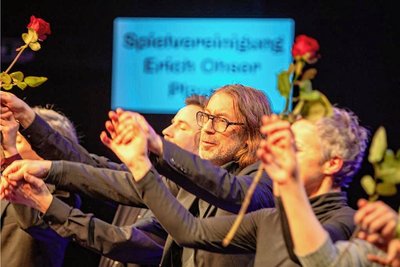 Michael Wolf (Mitte) führte Regie beim Theatersport.