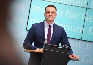 Jens Spahn (CDU), Bundesgesundheitsminister, spricht zum Tag der Organspende im Bundesministerium für Gesundheit.