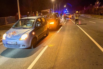 Vier Fahrzeuge waren in einen Auffahrunfall an einer Kreuzung in Bad Schlema involviert.