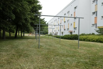 Endlich gemäht: einer der Wäscheplätze an der Albert-Schweitzer Straße in Reichenbach.