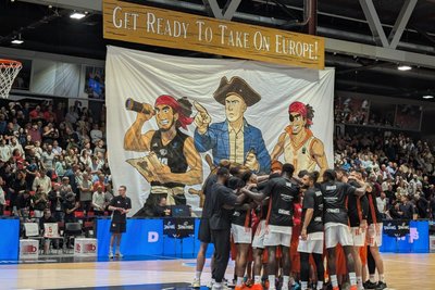 Die Ninersfans mit einer großartigen Choreo vor dem ersten Eurocup-Heimspiel der Vereinsgeschichte.